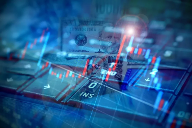 How Currency Fluctuations Affect Currency Exchange Rates